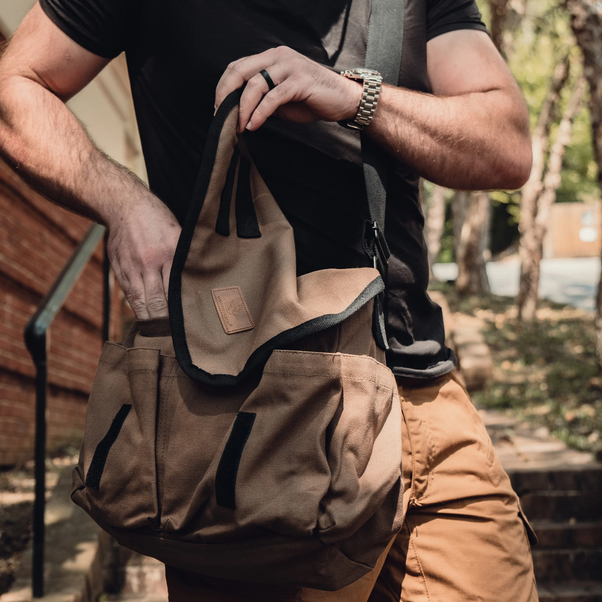 Filios Messenger Bag - Image 22